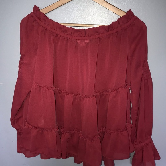 Sun & Shadow Red Flowy Blouse - Picture 2 of 3